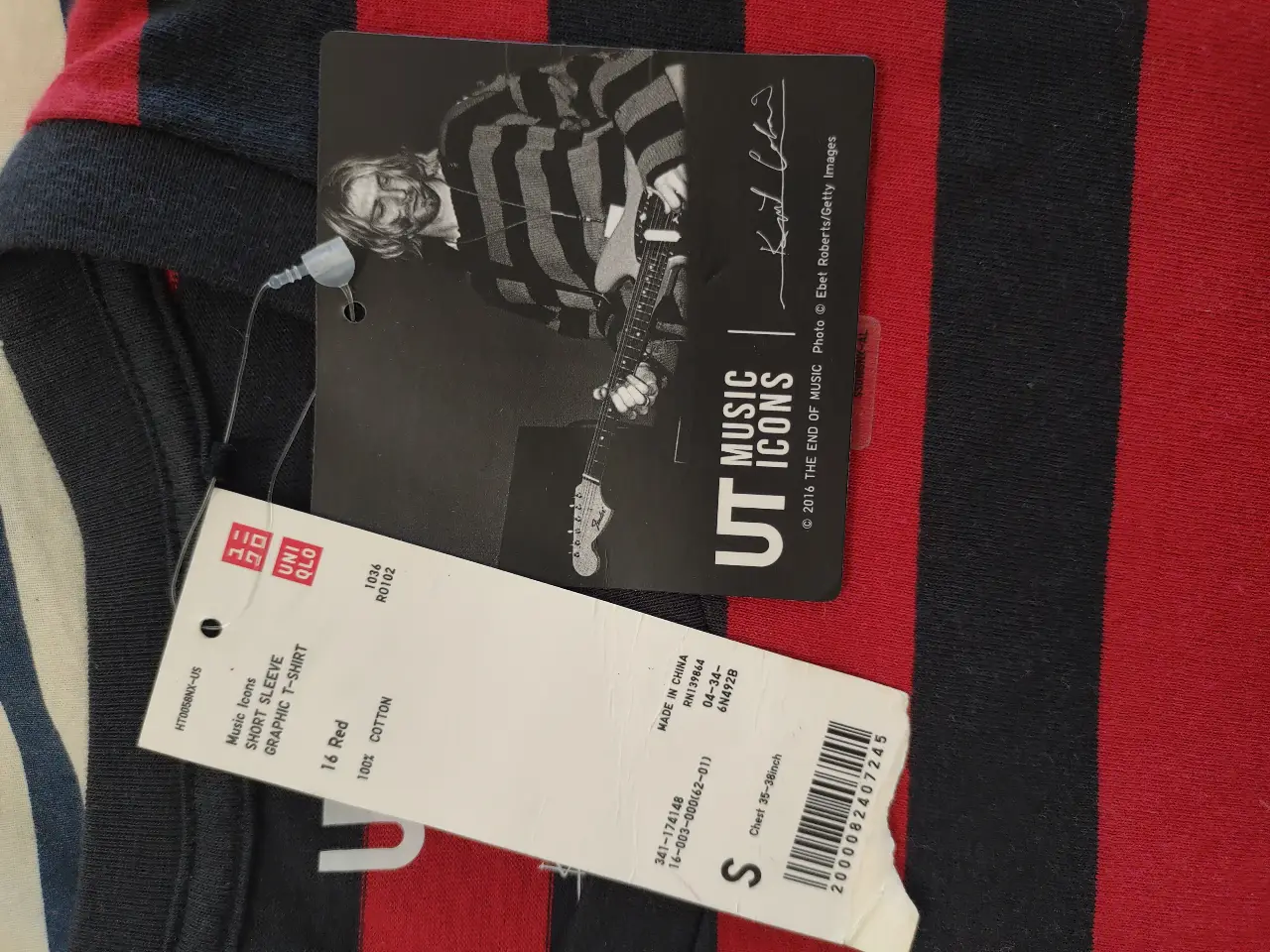 Remera Uniqlo - Vista 3
