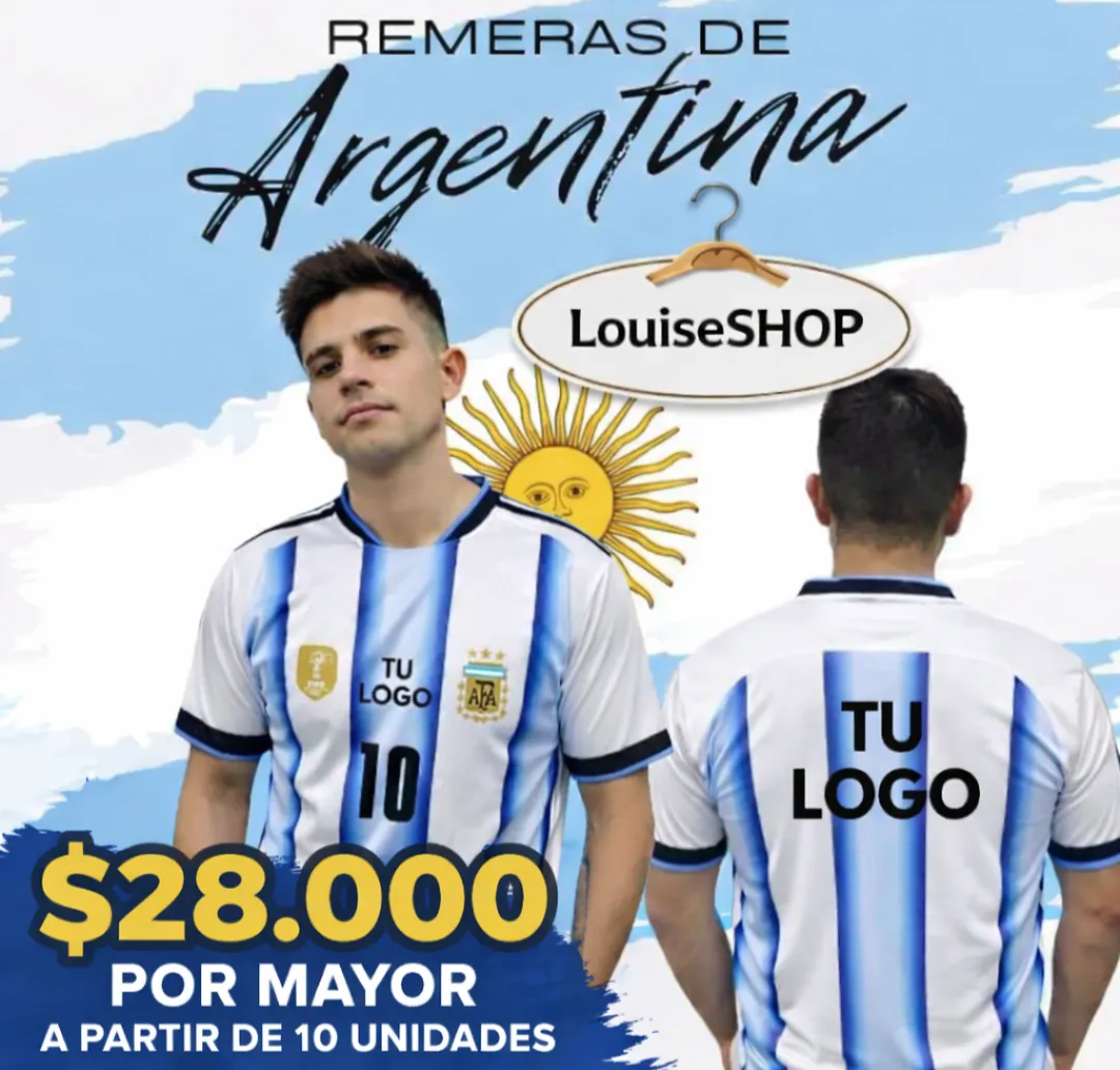 Remera deportiva de manga corta con cuello redondo. Diseño inspirado en la Selección Argentina, con franjas verticales blancas y celestes. Presenta el número 10 en la espalda y el logo de "TU LOGO" en el frente y la espalda. Incluye el escudo de la AFA y la insignia de "TU LOGO" en el pecho.