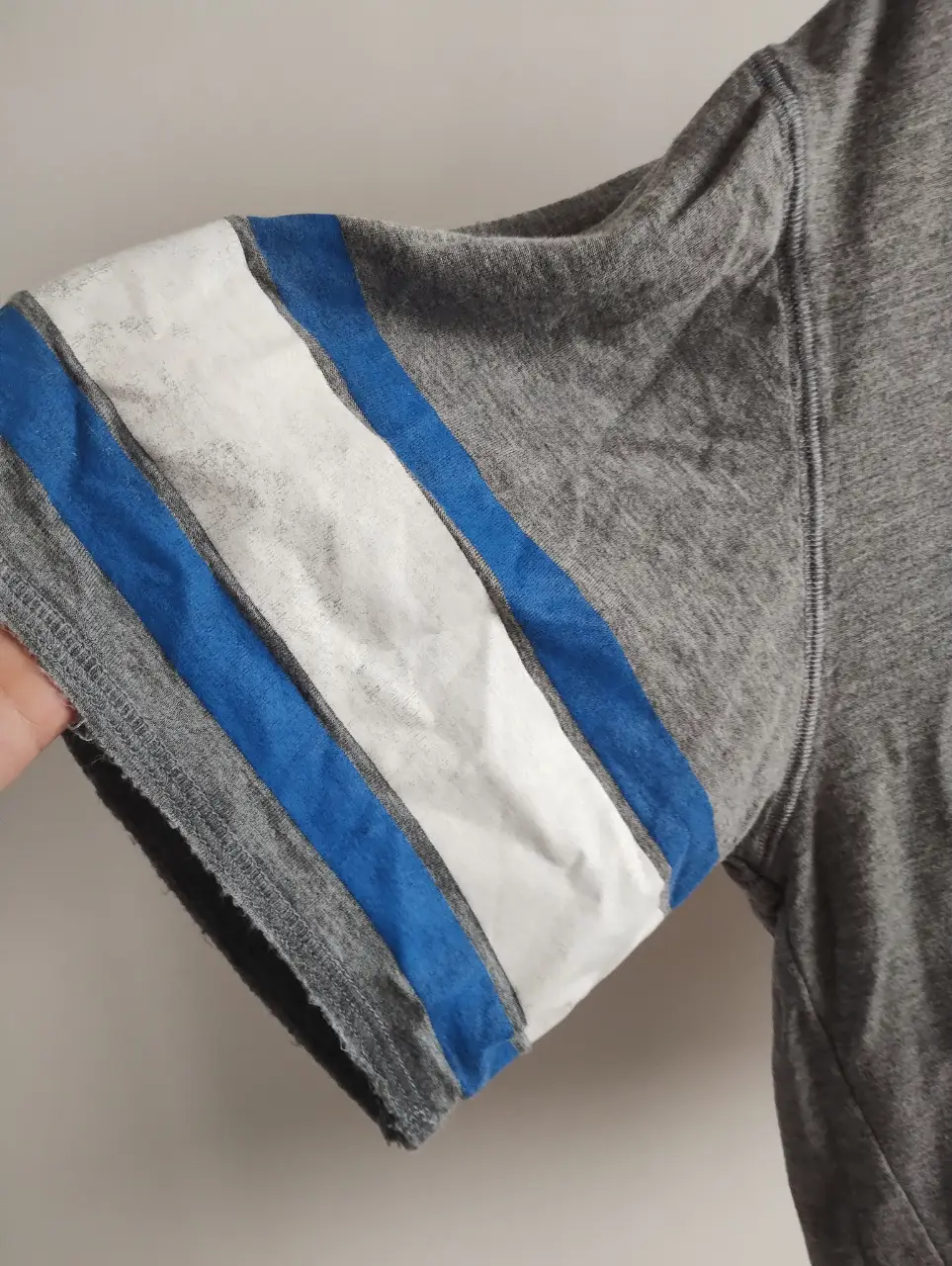 Remera JOHN L. COOK - Vista 5
