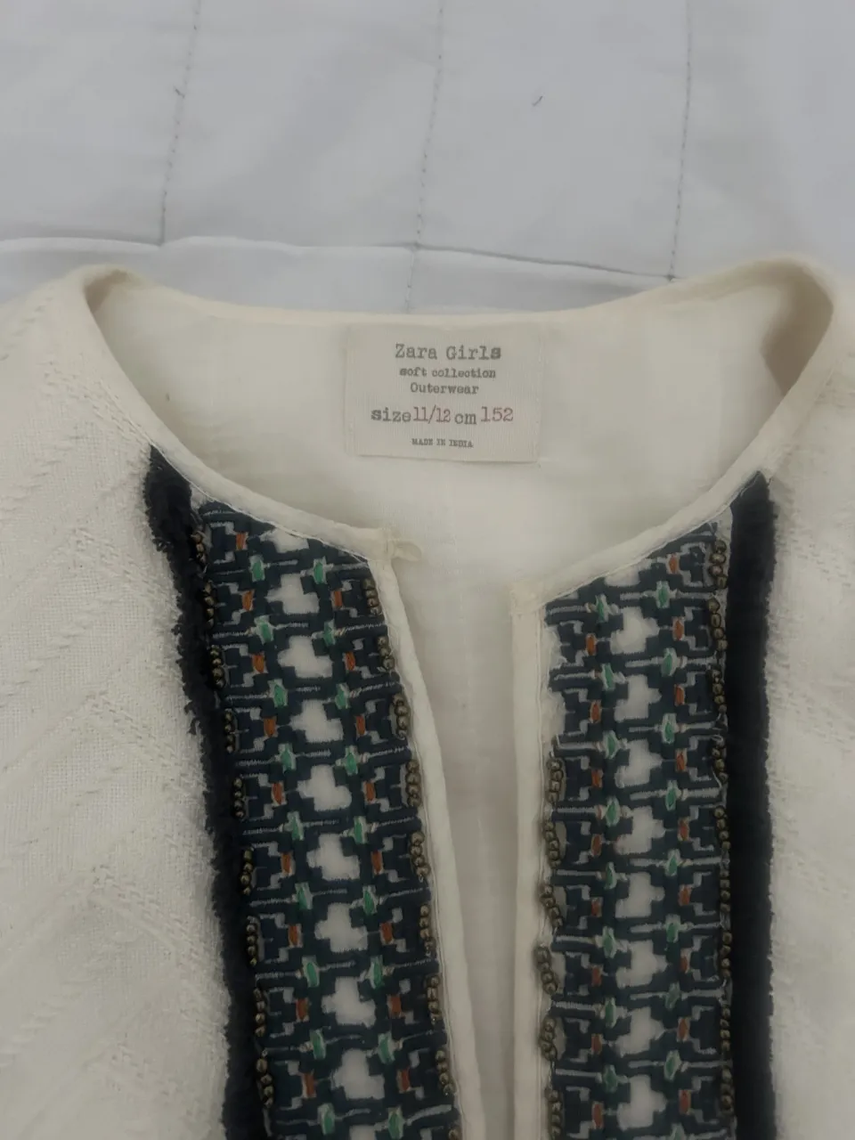 Ropa para ocasiones Zara - Vista 3