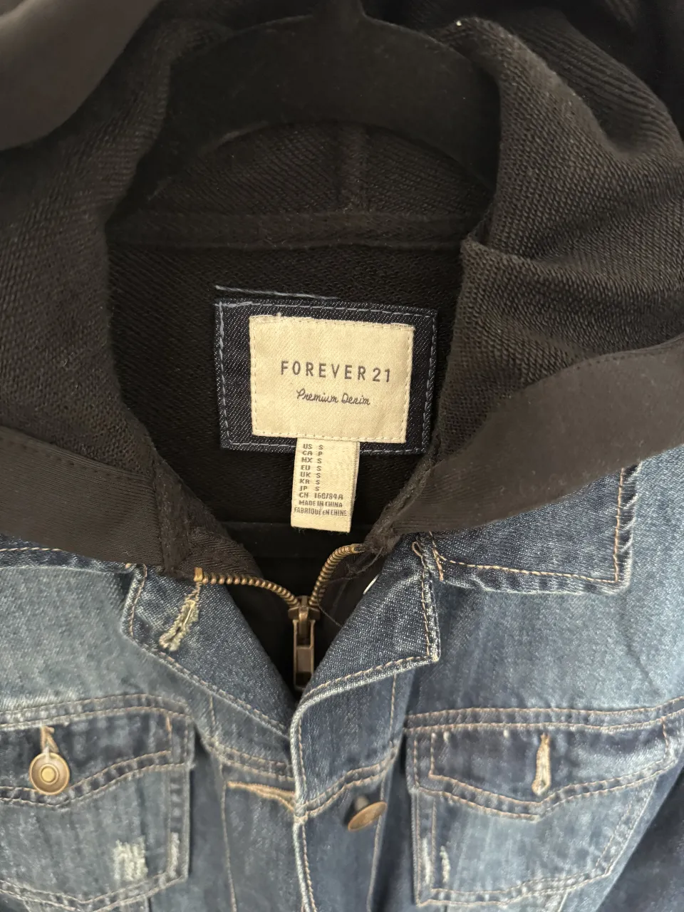 Campera Forever 21 - Vista 4