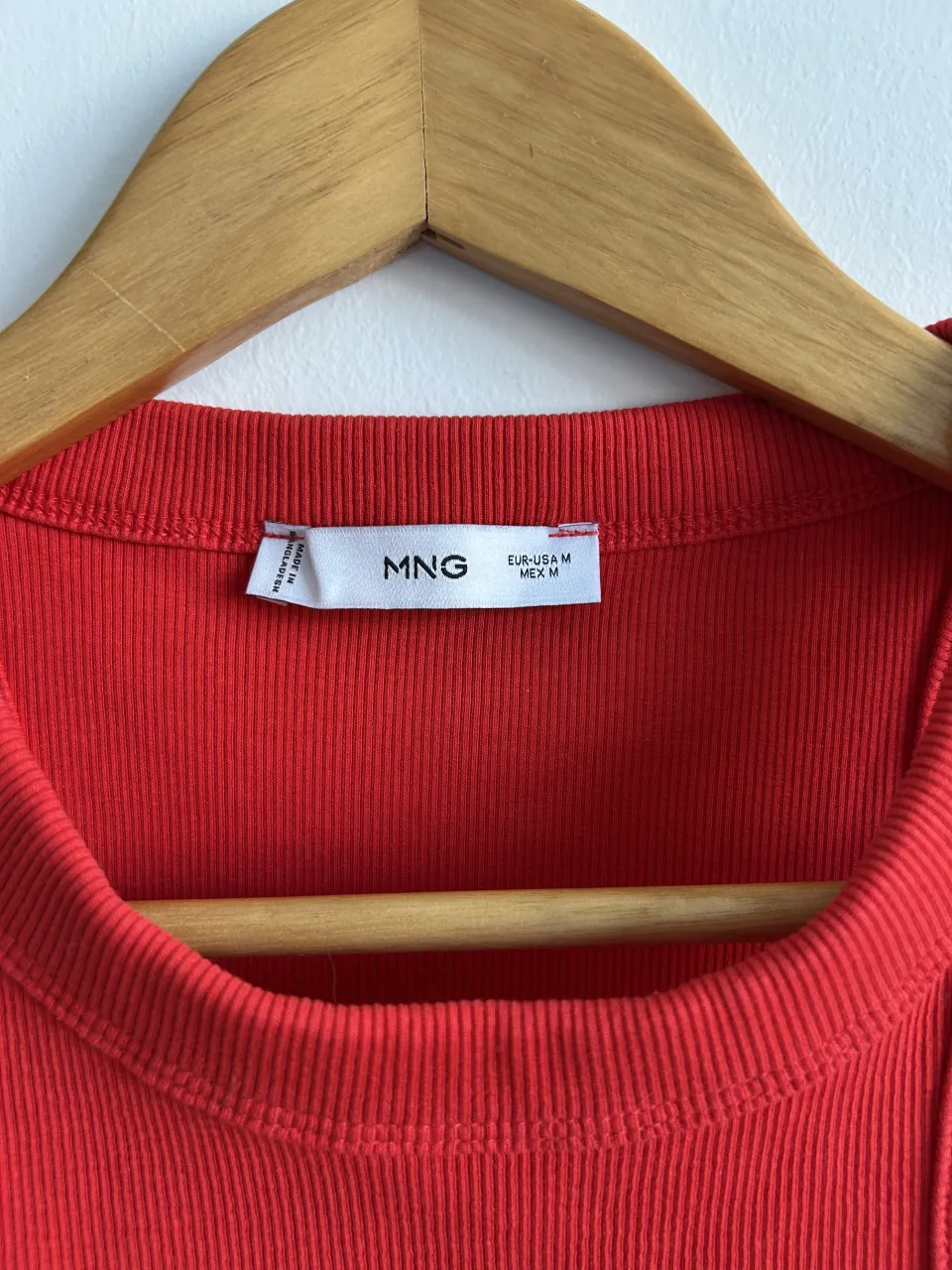 Musculosa MNG - Vista 2