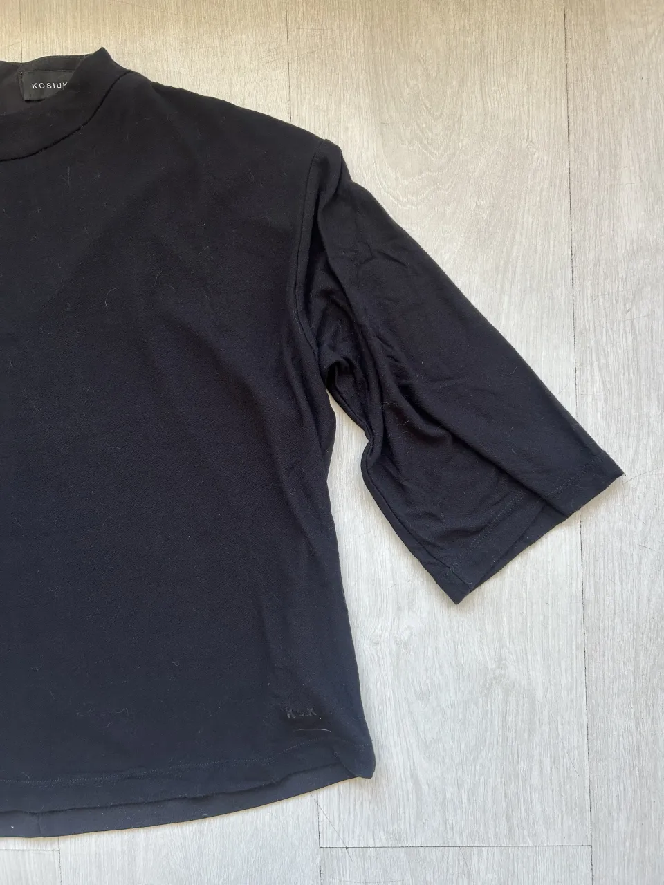 Remera Kosiuko - Vista 7