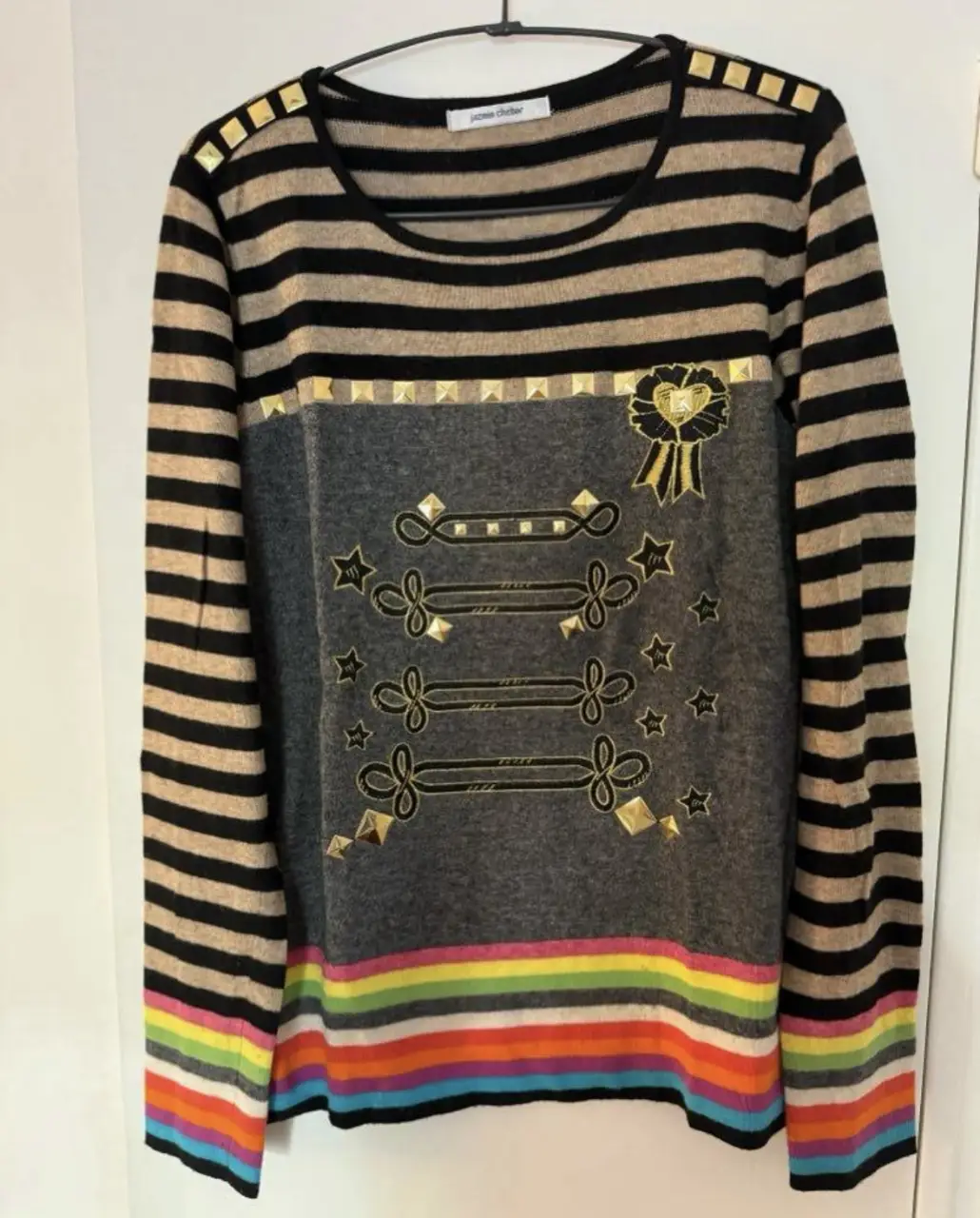 Sweater de Jazmin Chebar. Muy buen estado, poco uso  