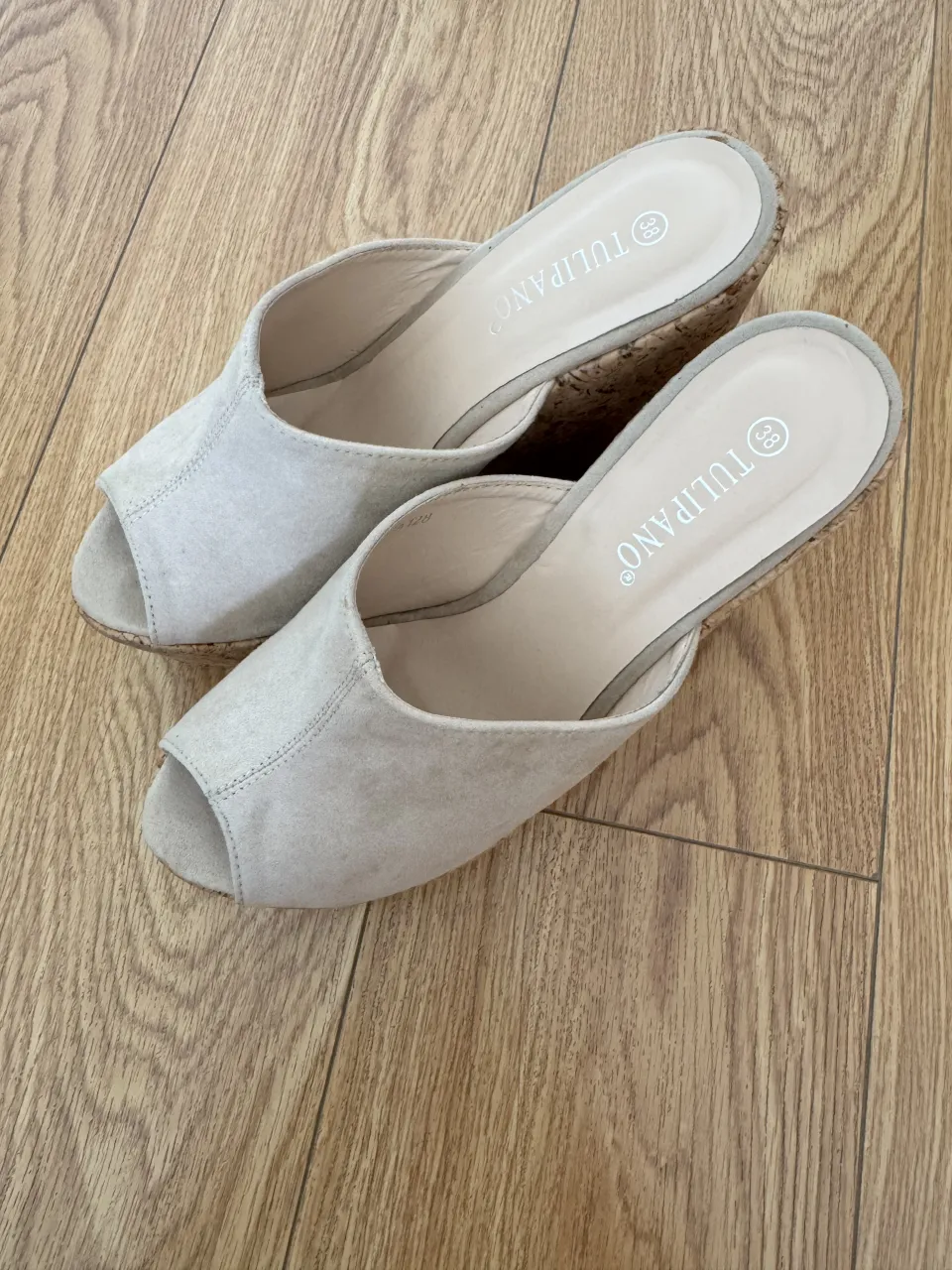 Zuecos Abc - Vista 2