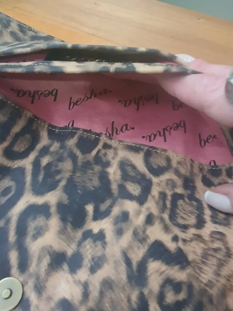 Cartera Besha - Vista 6