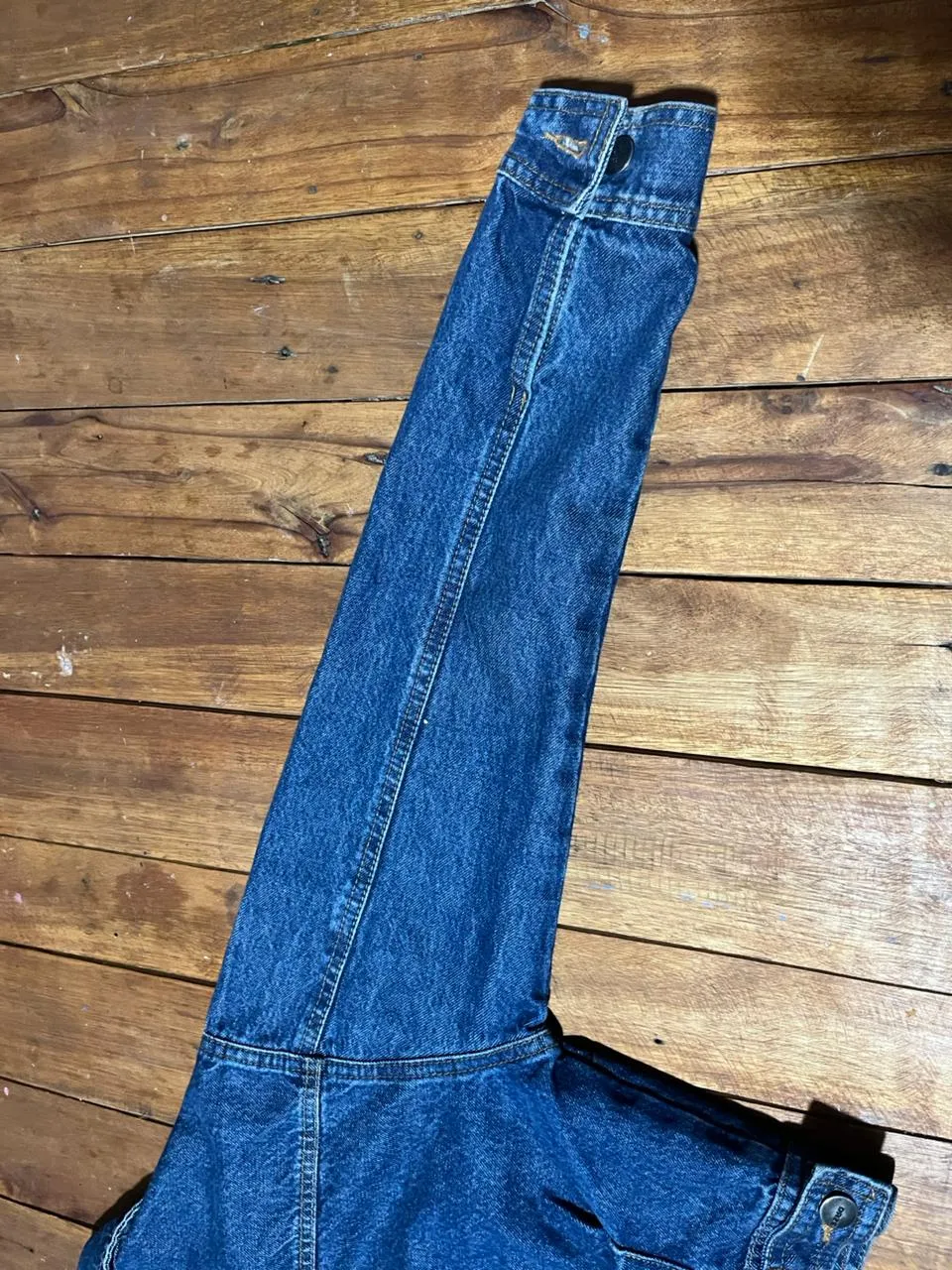 Campera Daze - Vista 4