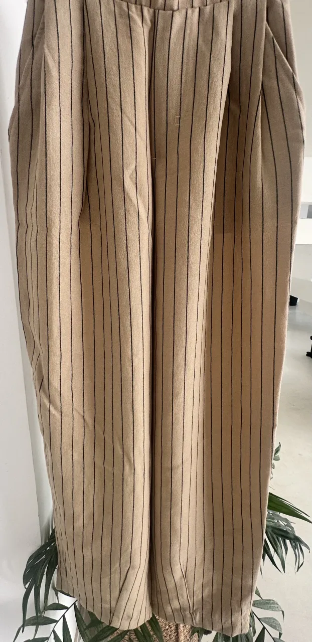 Pantalón Bershka - Vista 4