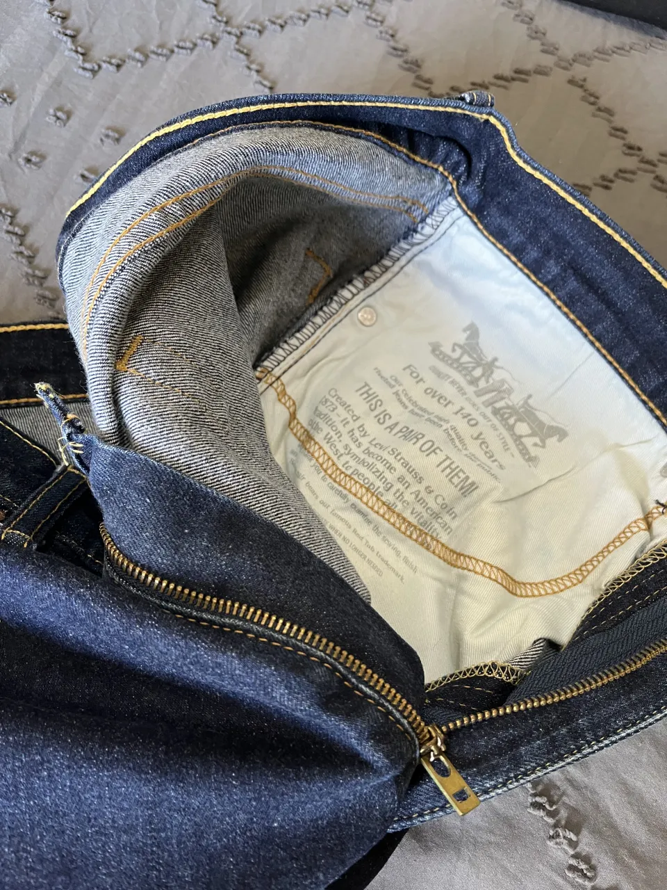 Jean Levi's - Vista 5