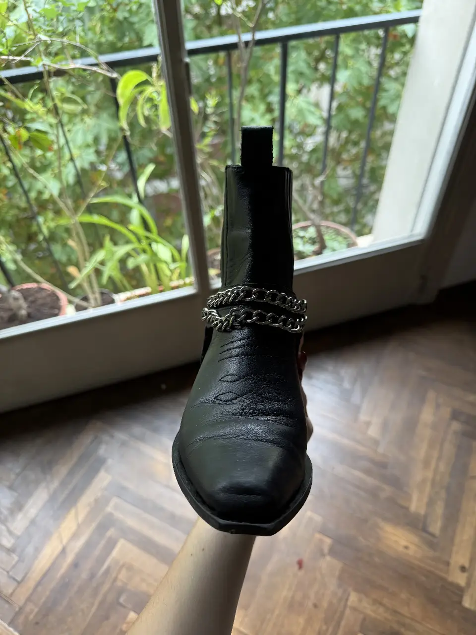 Botines LUBOLOQUE - Vista 3