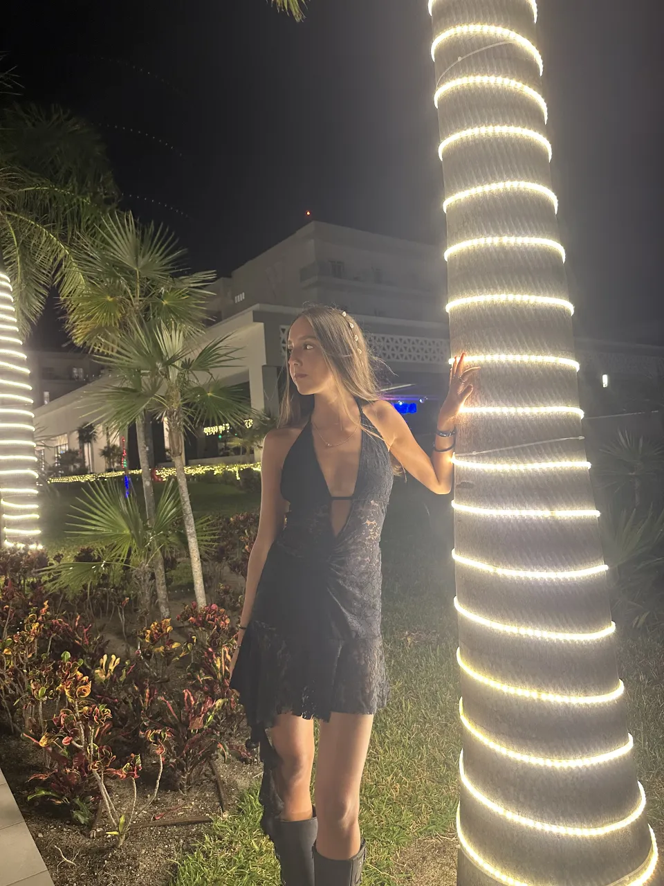 Vestido A ≠ - Vista 2