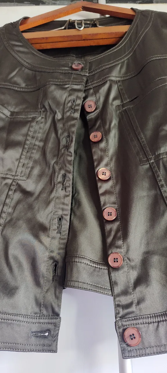 Campera Diseño urbano - Vista 3