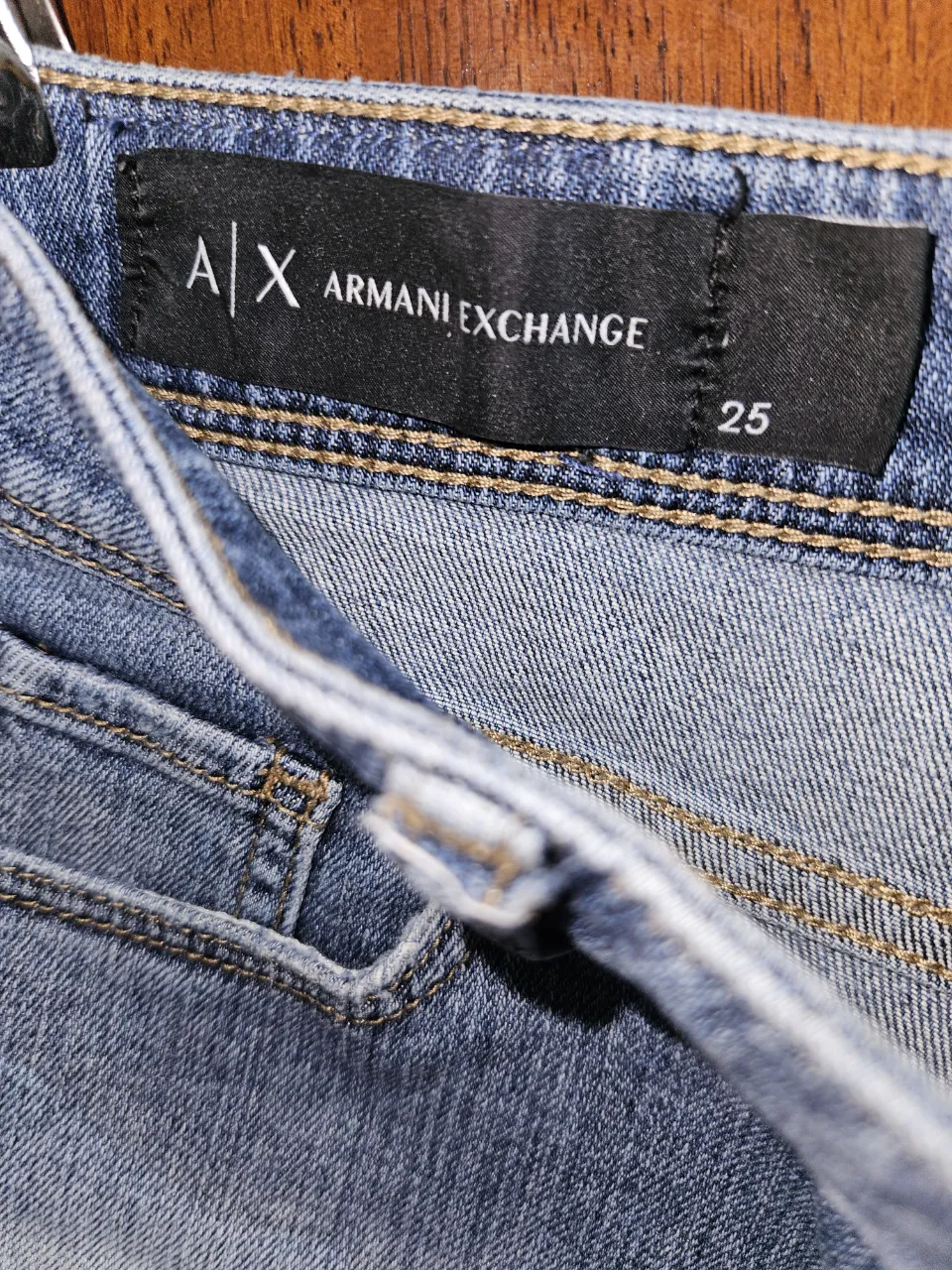 Short Armani Exchange - Vista 2