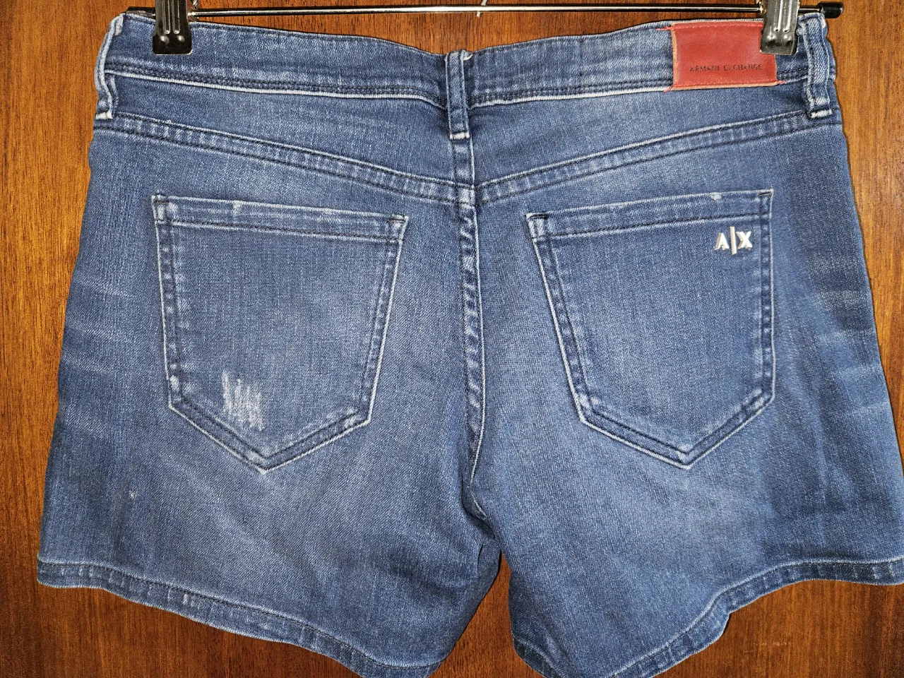 Short Armani Exchange - Vista 3