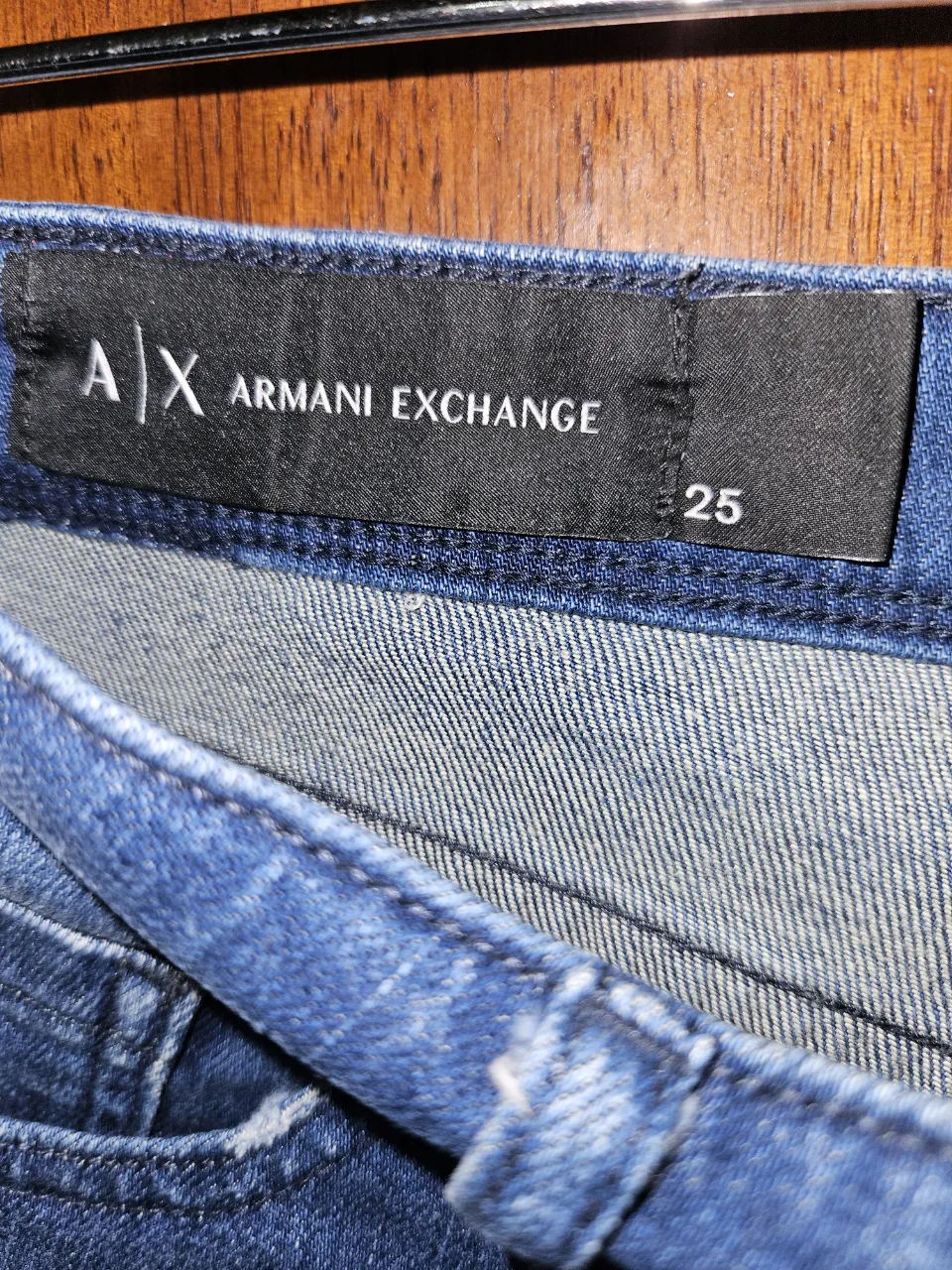 Short Armani Exchange - Vista 2