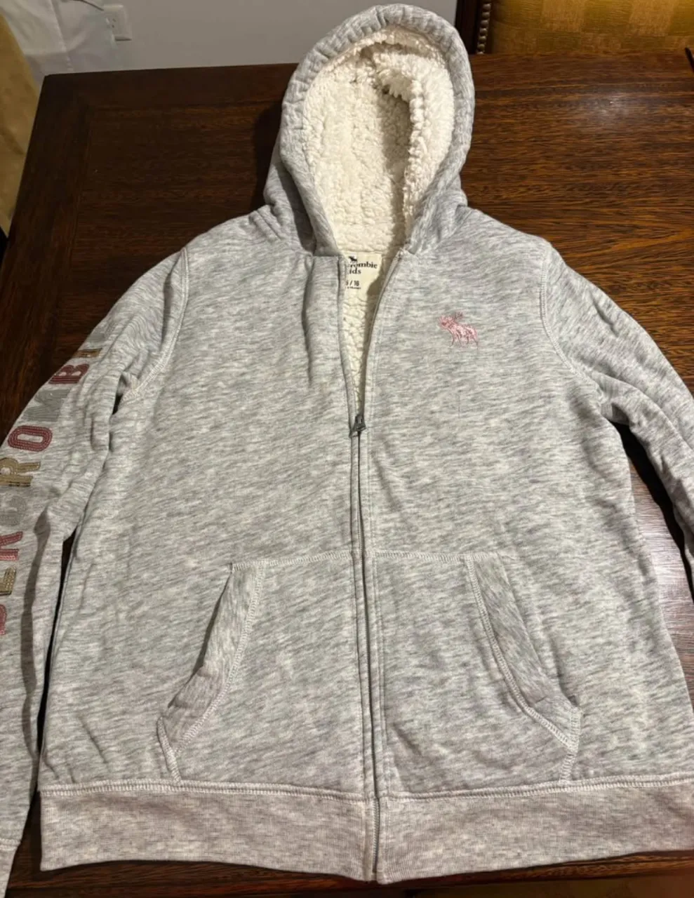 Buzo Abercrombie & Fitch - Vista 2
