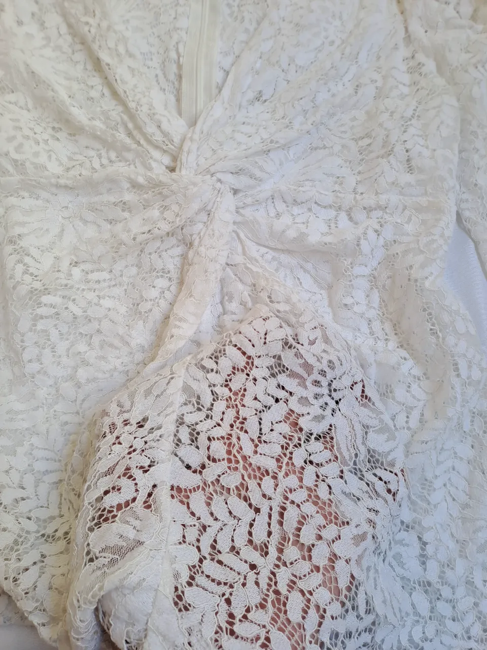 Blusa A ≠ - Vista 3