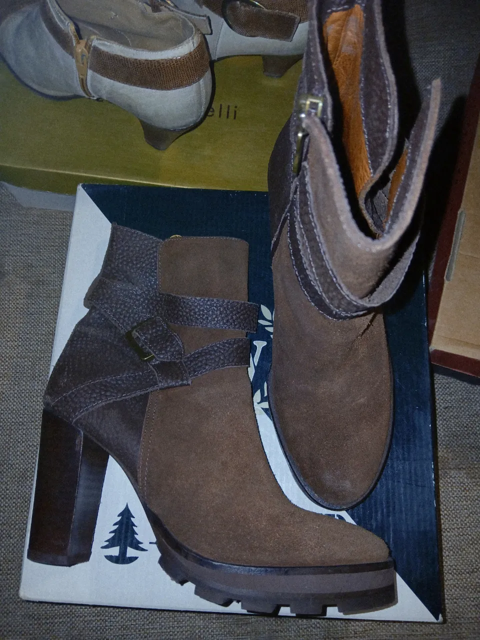 Borcegos Carla danelli - Vista 3