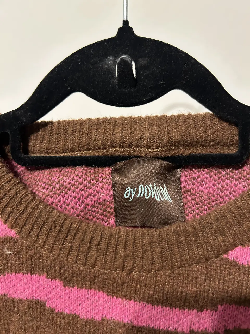 Sweater Ay Not Dead - Vista 2