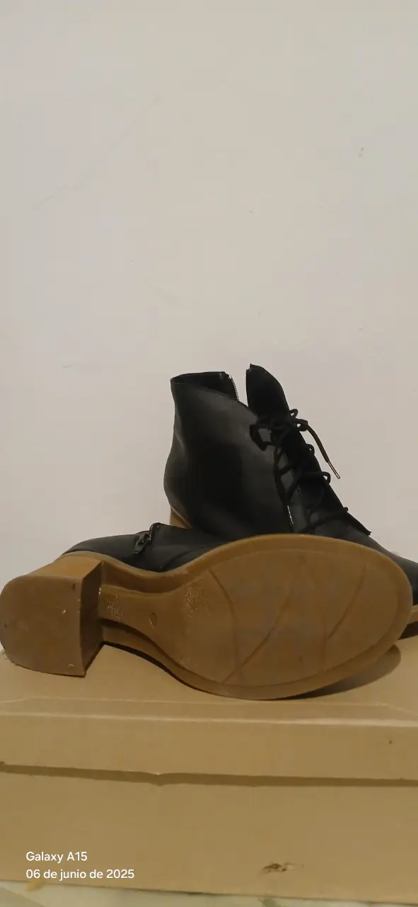 Botines Otra - Vista 5