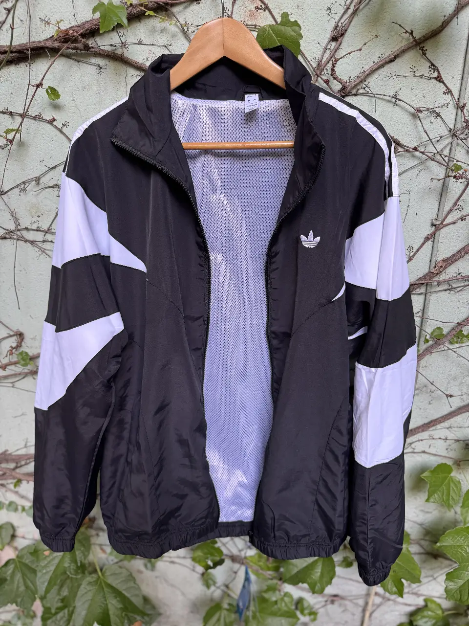 Campera adidas - Vista 3