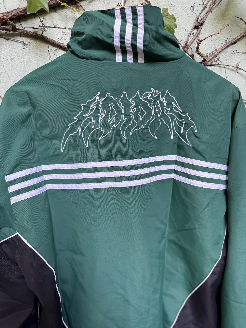 Campera adidas - Vista 3