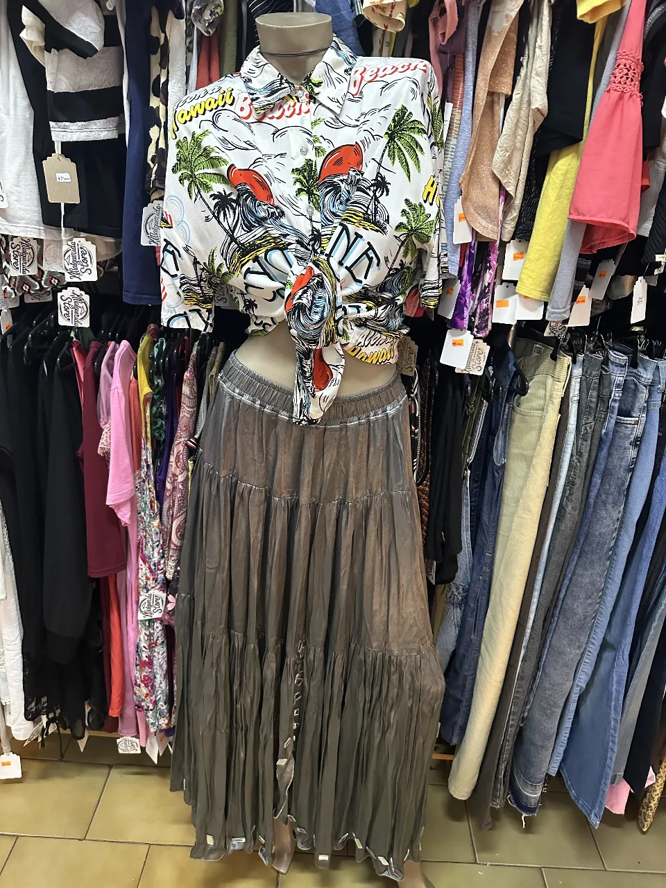 Pollera Otra marca - Vista 3