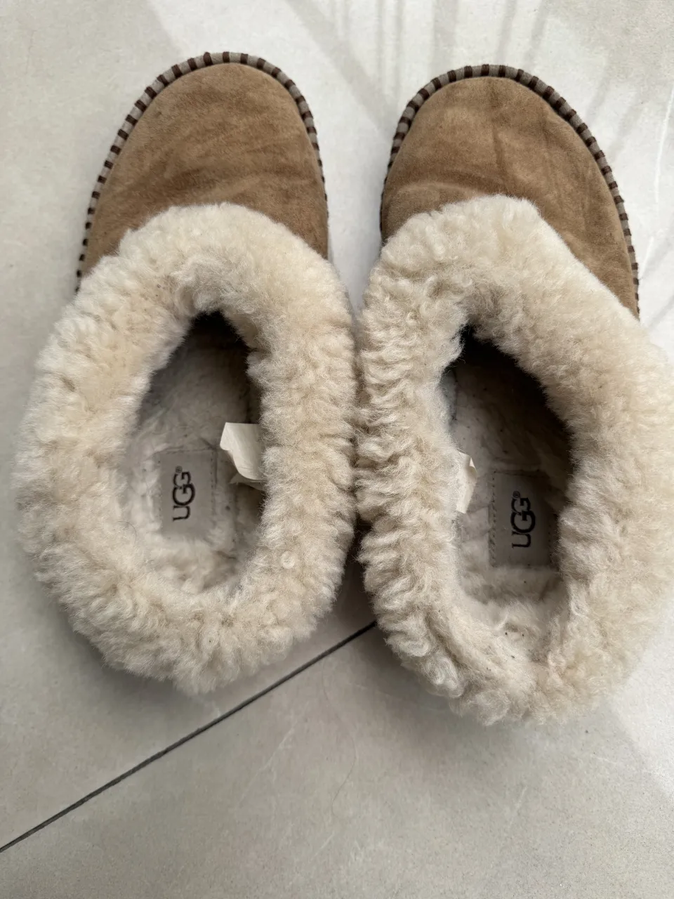 Pantuflas UGG - Vista 2