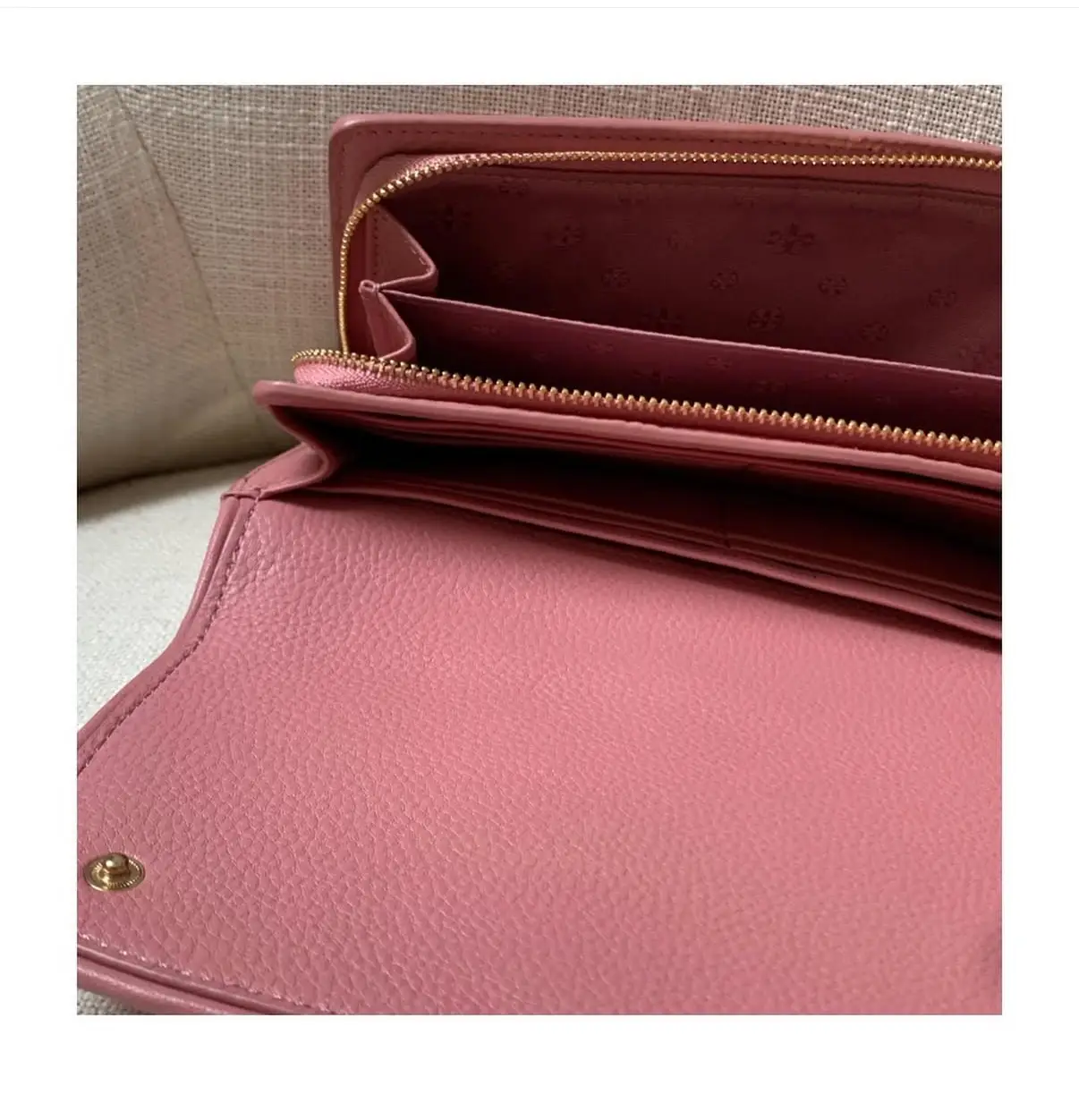 Billetera Tory Burch - Vista 3
