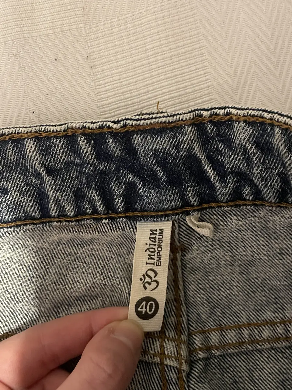 Short INDIAN EMPORIUM - Vista 3