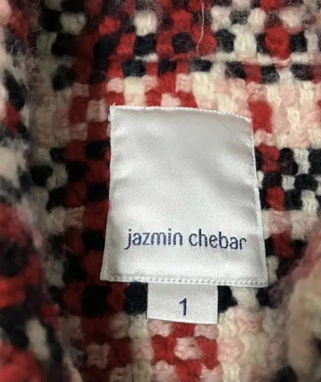 Tapado Jazmín Chebar - Vista 3