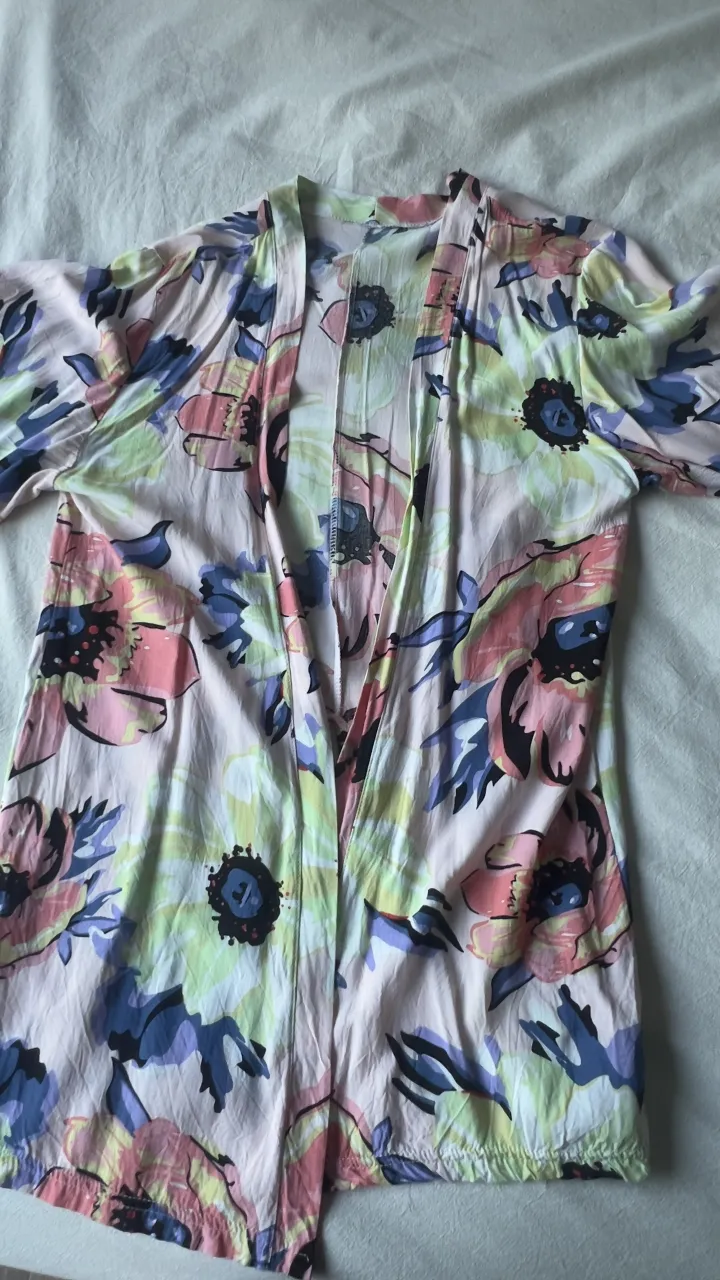 Kimono Sin marcas - Vista 2