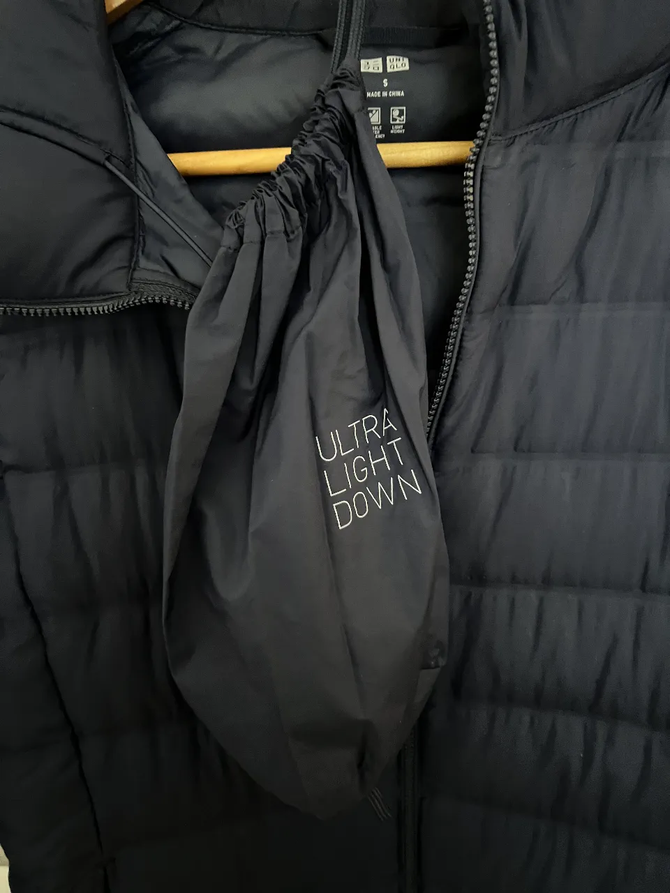 Campera Uniqlo - Vista 4