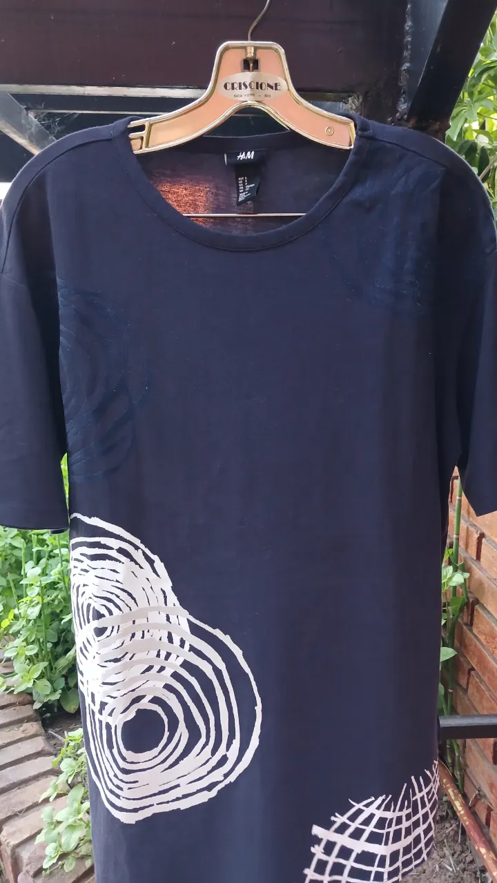 Remera H&M - Vista 2