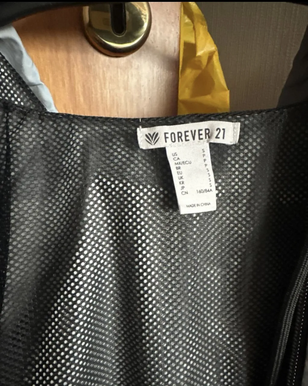 Campera Forever 21 - Vista 2
