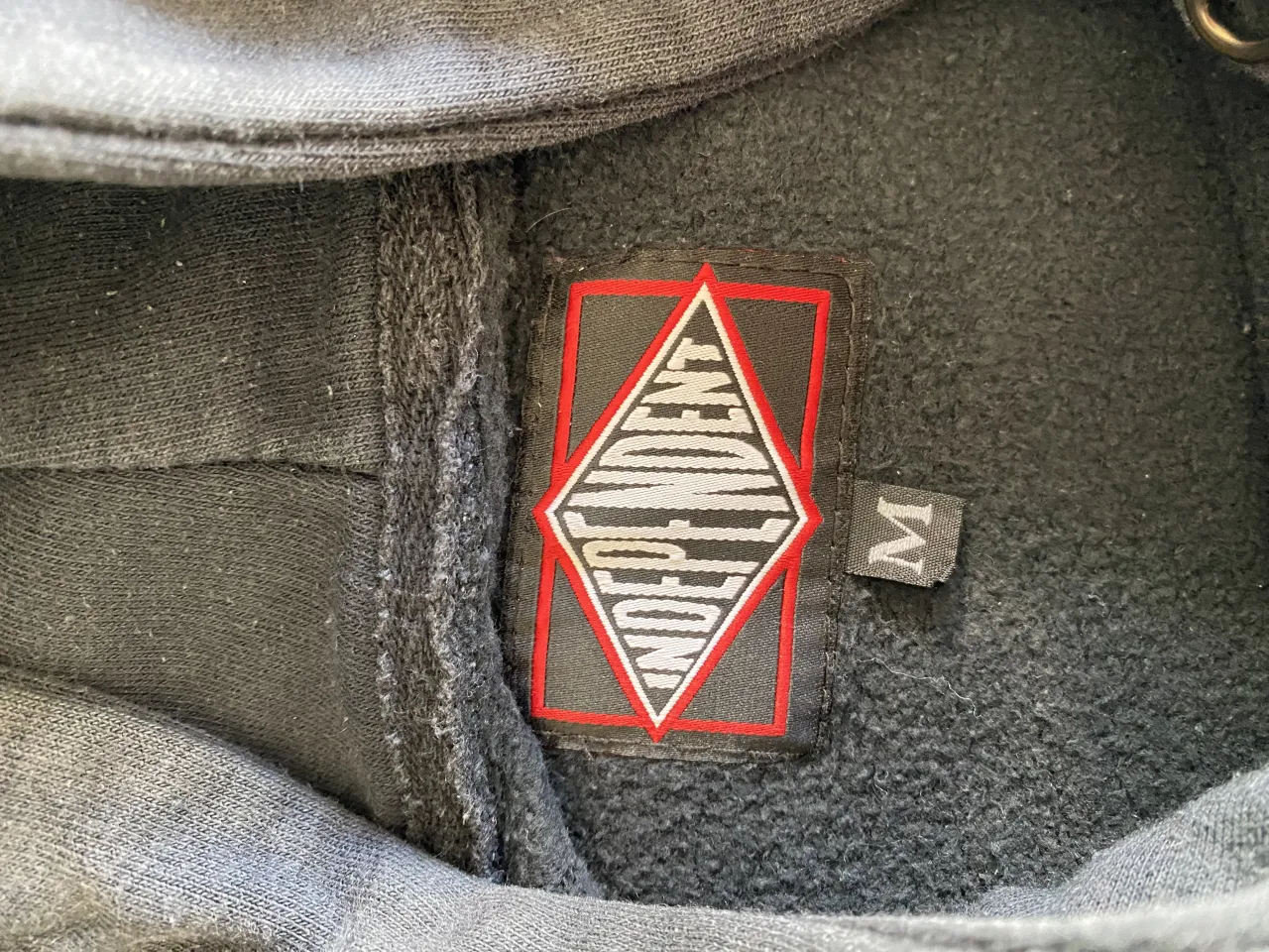 Buzo Independent - Vista 2