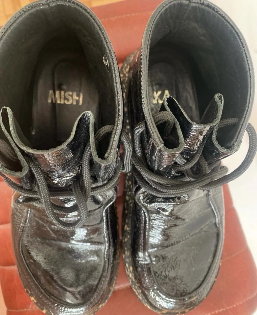 Borcegos Mishka - Vista 4