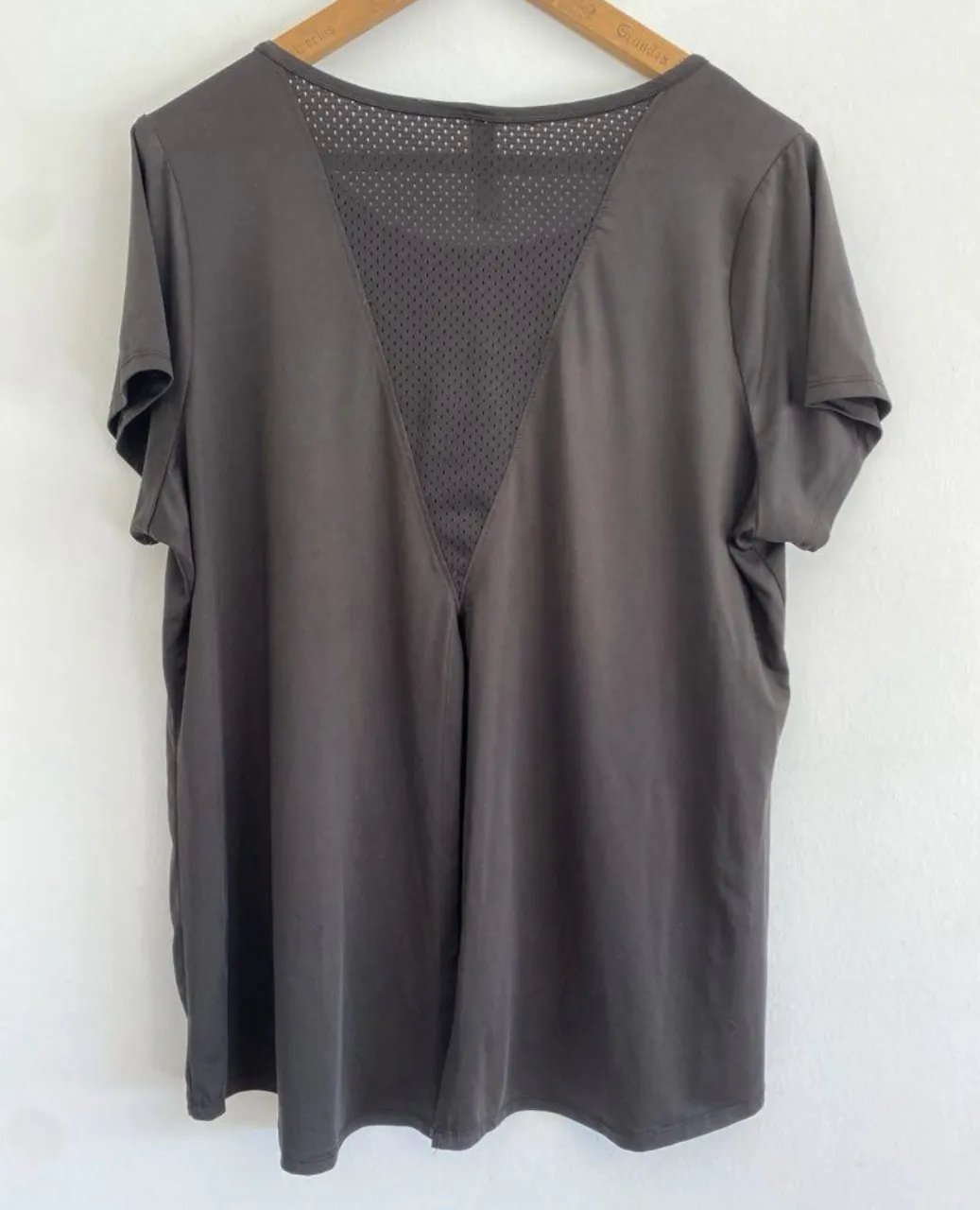 Remera Daisy fuentes - Vista 5