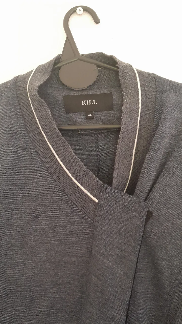 Campera Kill - Vista 3