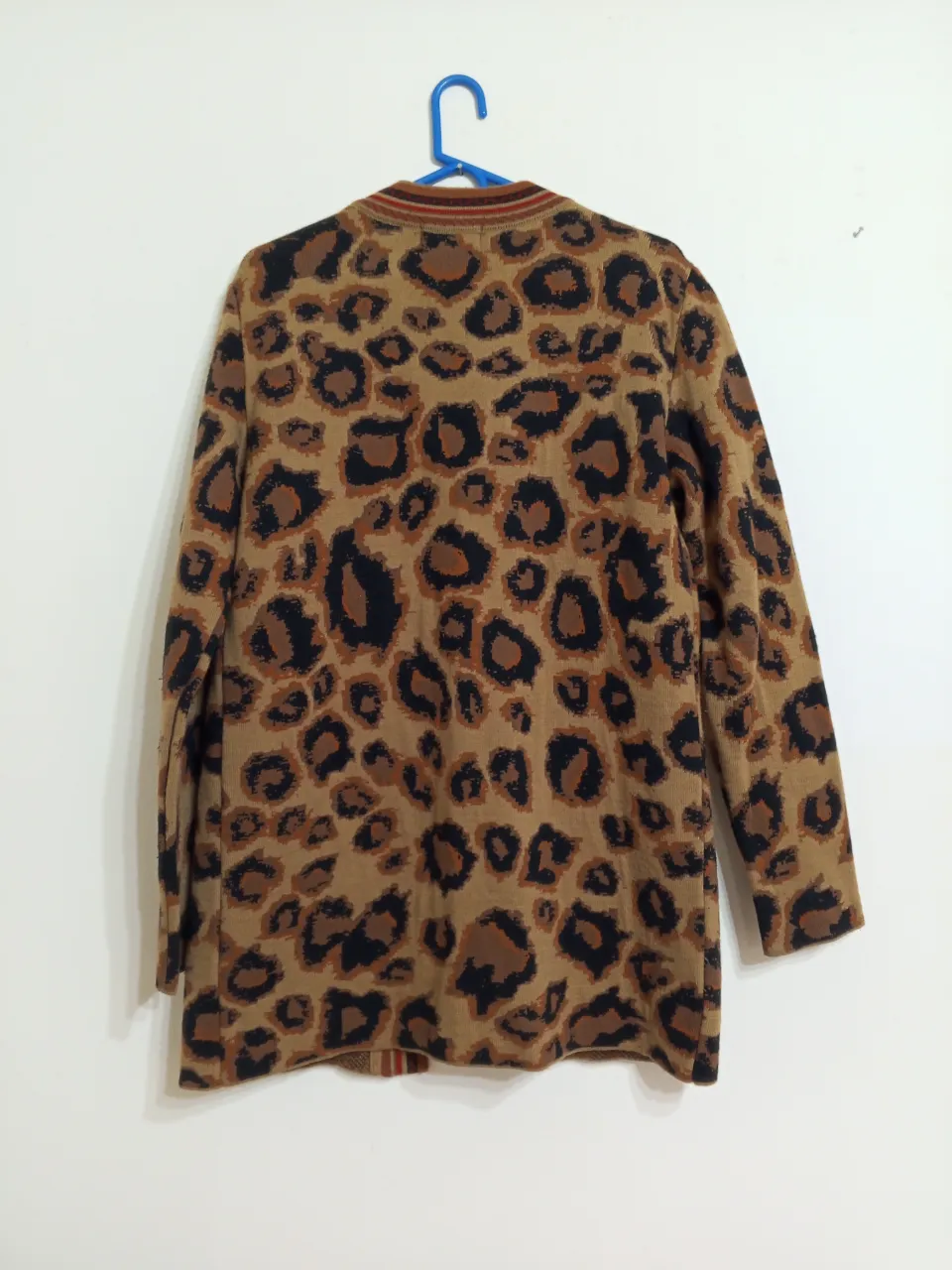 Cardigan Zhoue - Vista 2