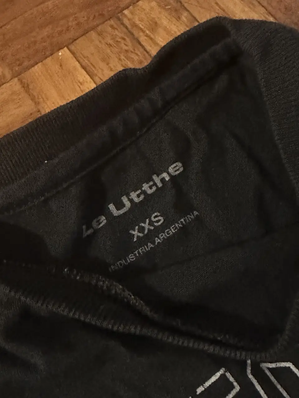 Remera Le Utthe - Vista 2