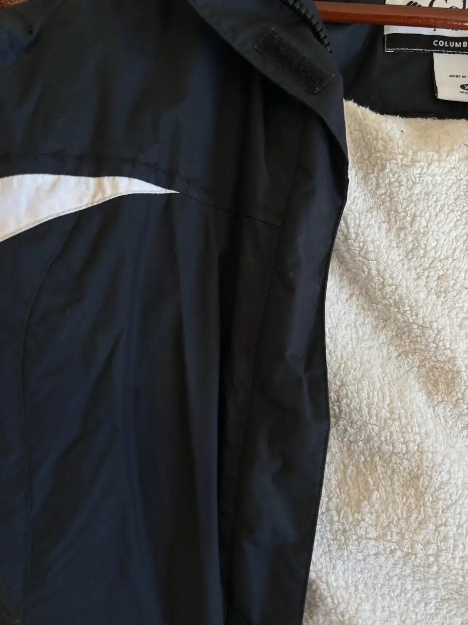 Campera Columbia - Vista 2