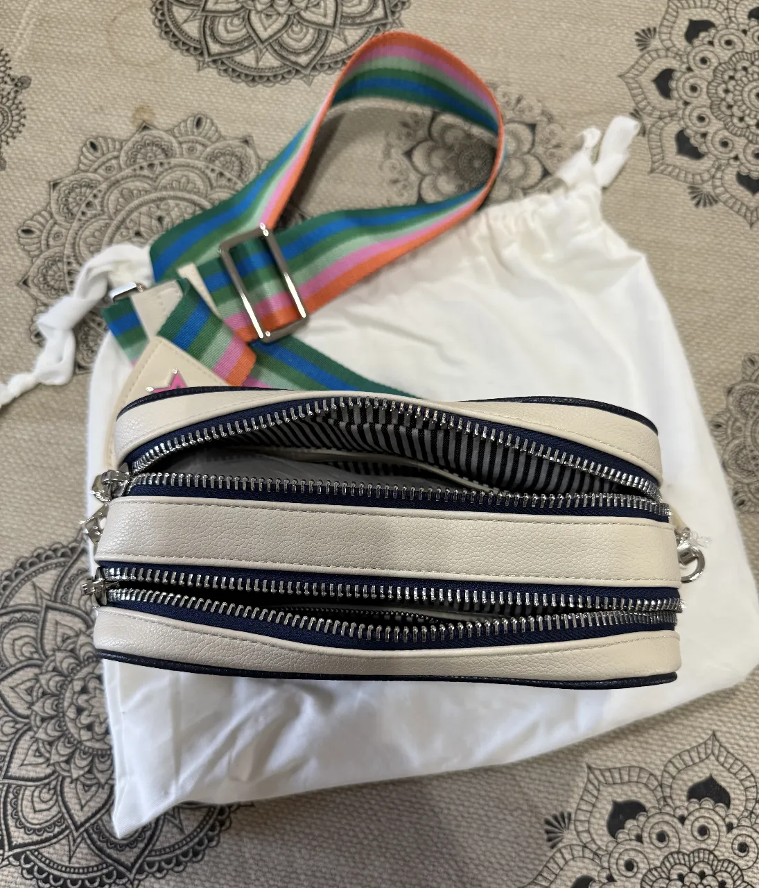 Cartera Jackie Smith - Vista 4