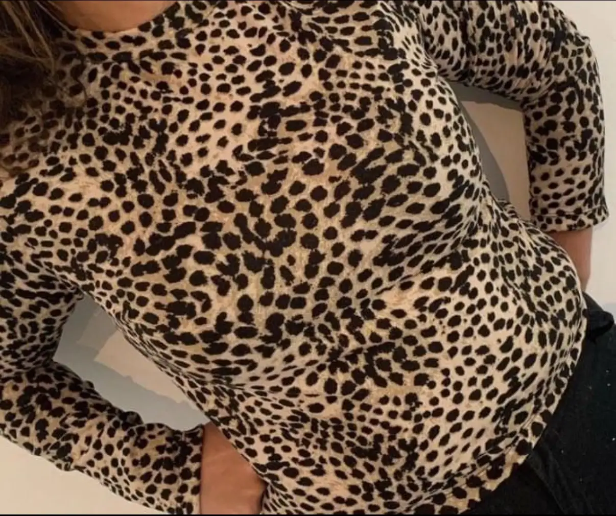 Remera GHD - Vista 2