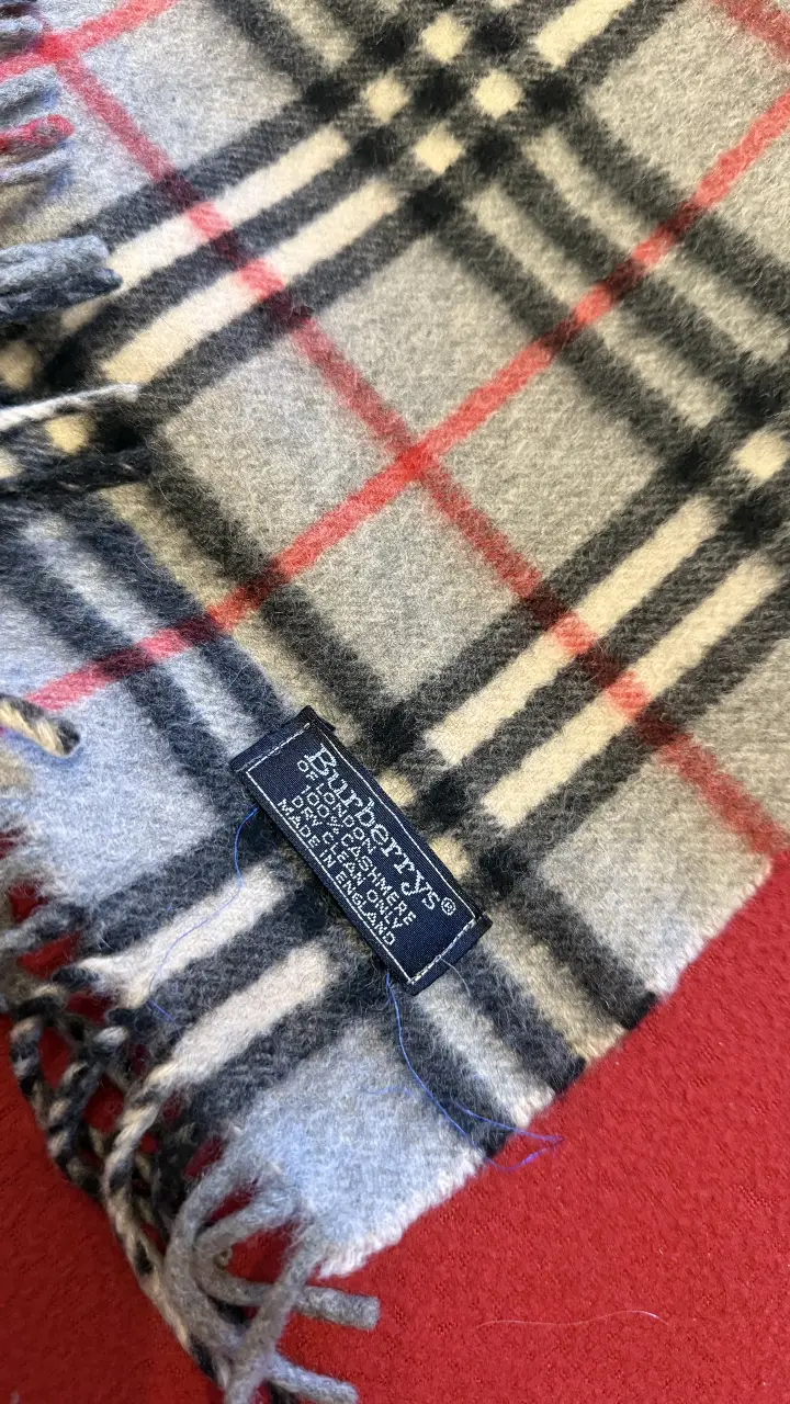 Bufanda Burberry - Vista 3