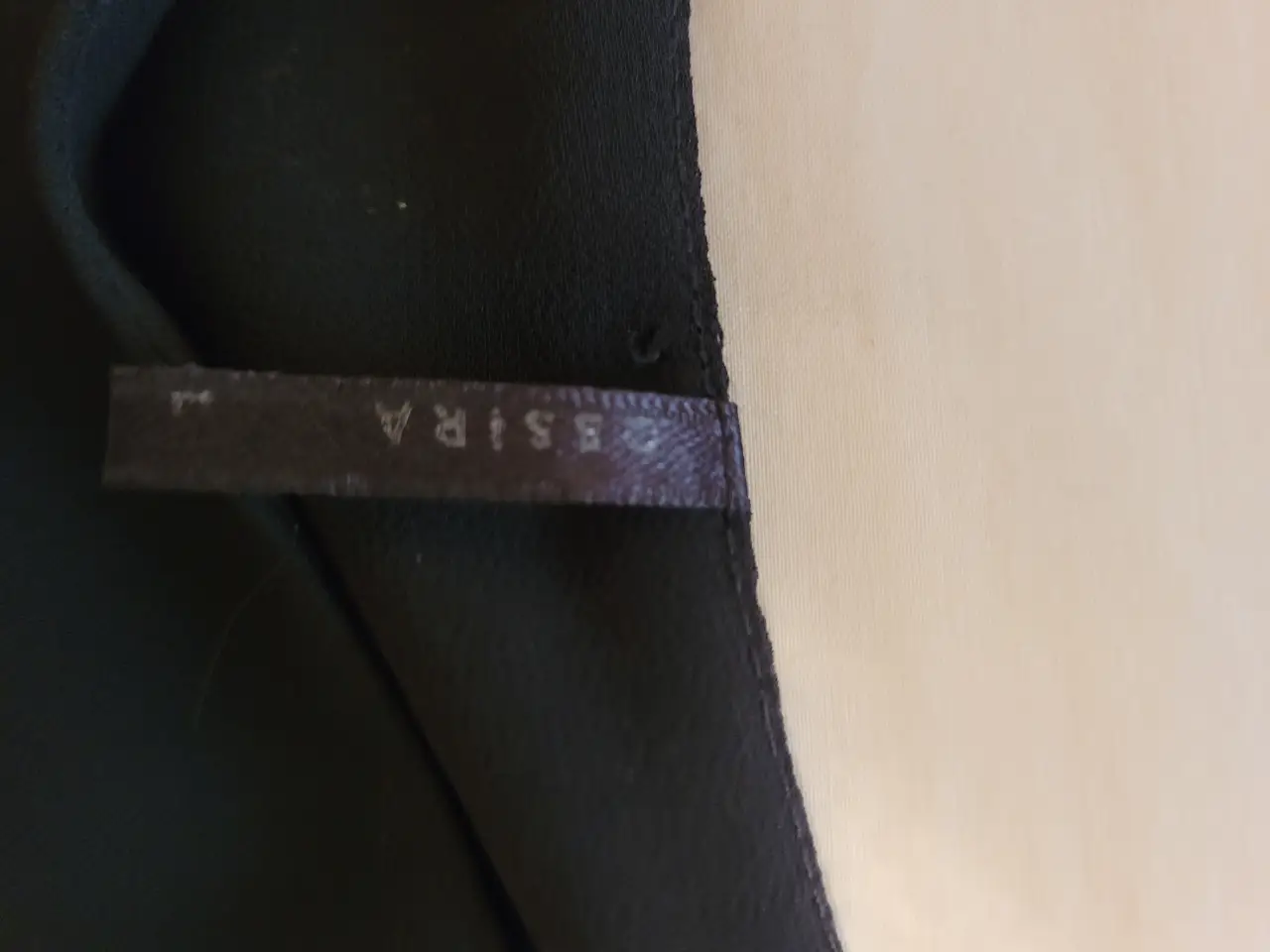 Top Ossira - Vista 3