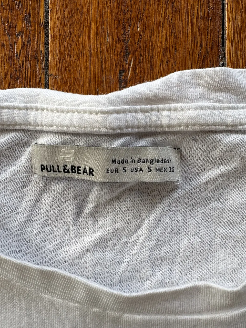 Remera Pull & Bear - Vista 3