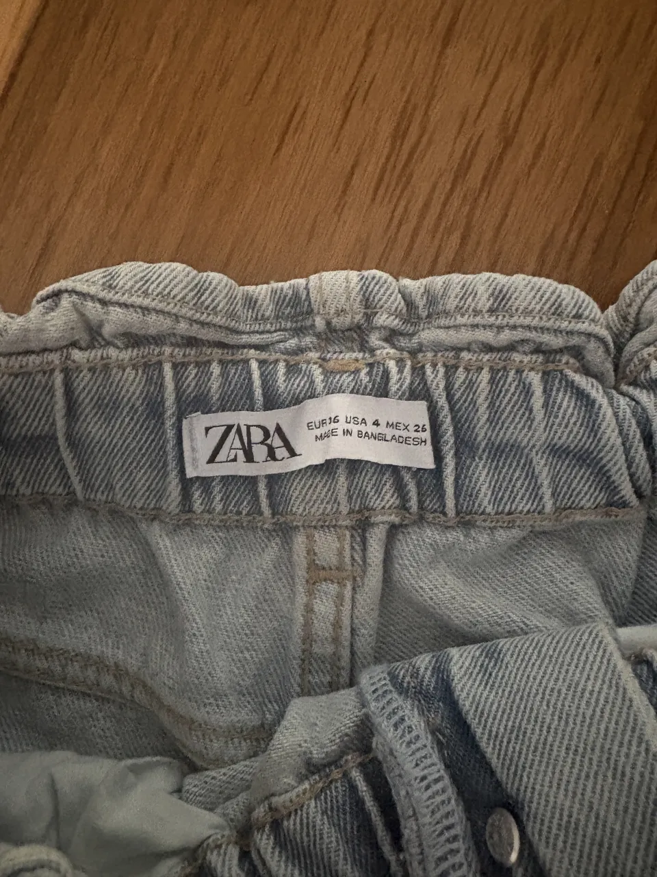 Short Zara - Vista 3