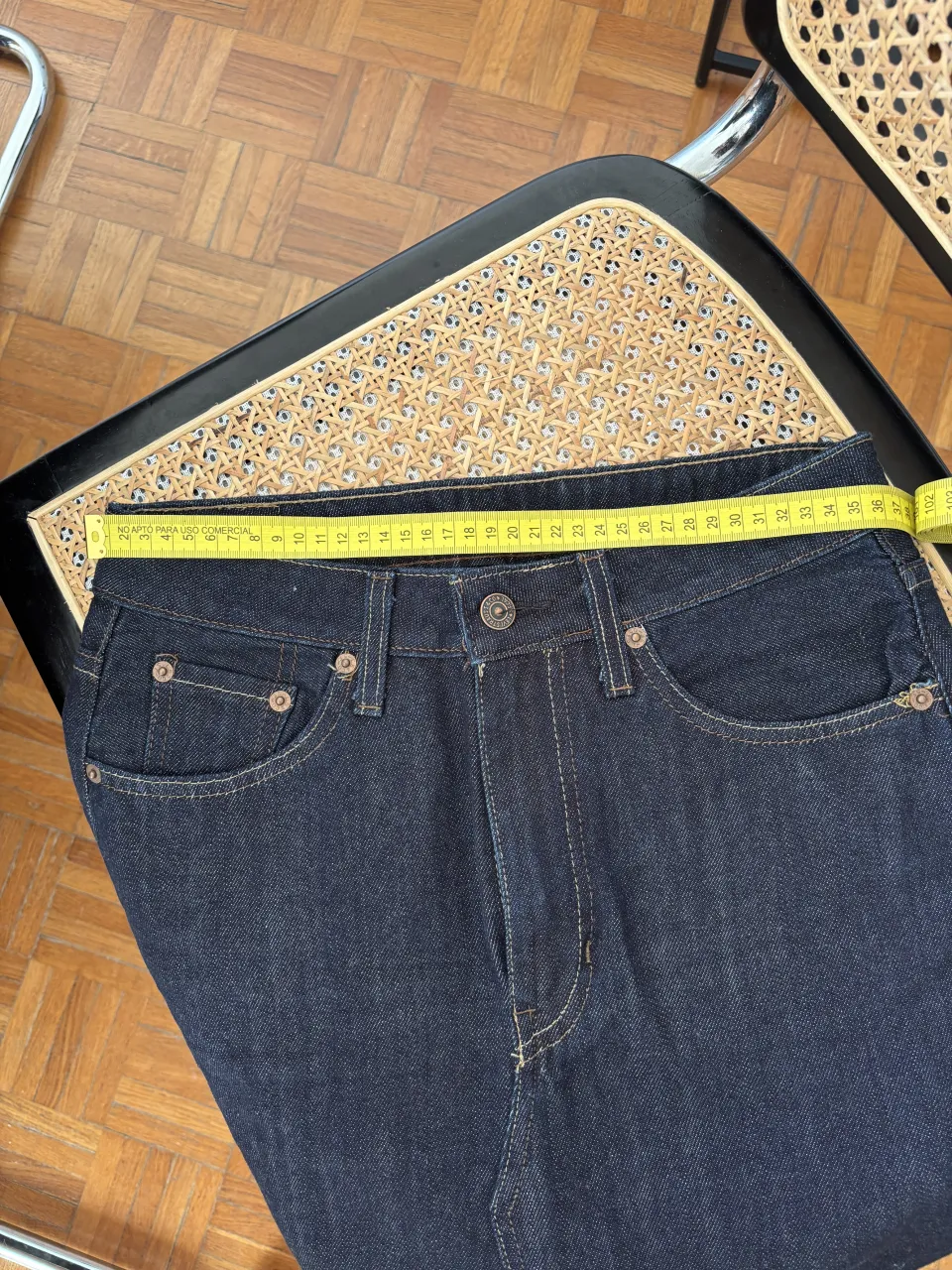 Pollera Levi's - Vista 4