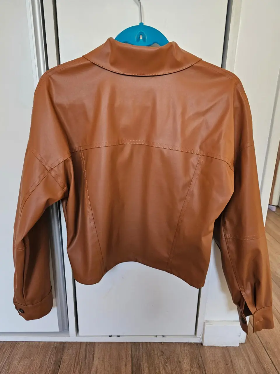 Campera Otra - Vista 2